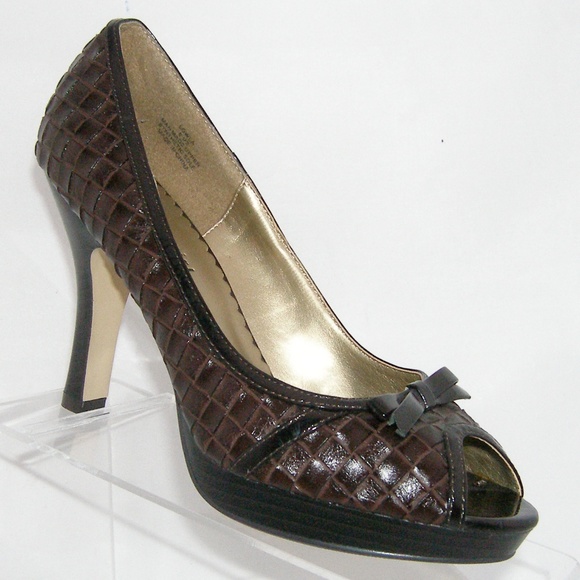 Madden Girl Shoes - Madden Girl 'Lowla' brown weave bow platforms 8.5
